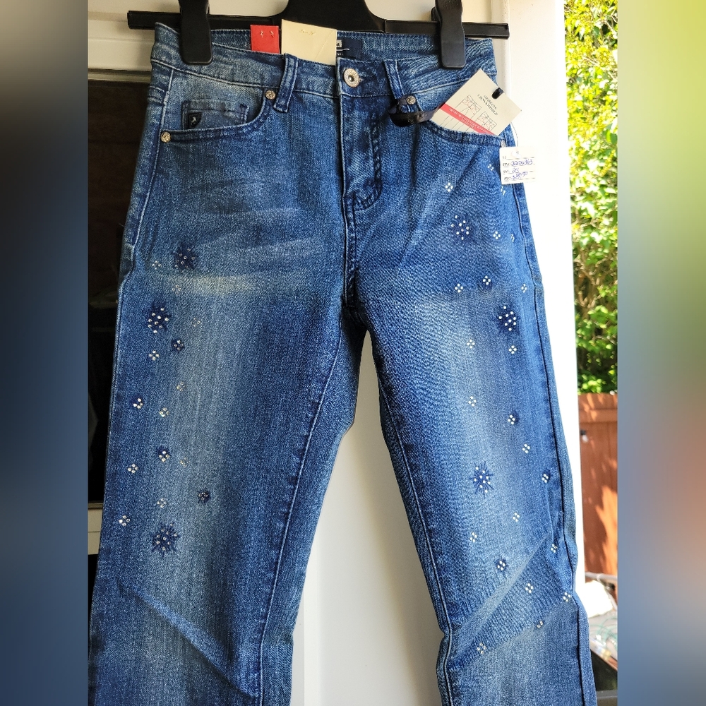 Blue Skinny Jeans with Distressed Details